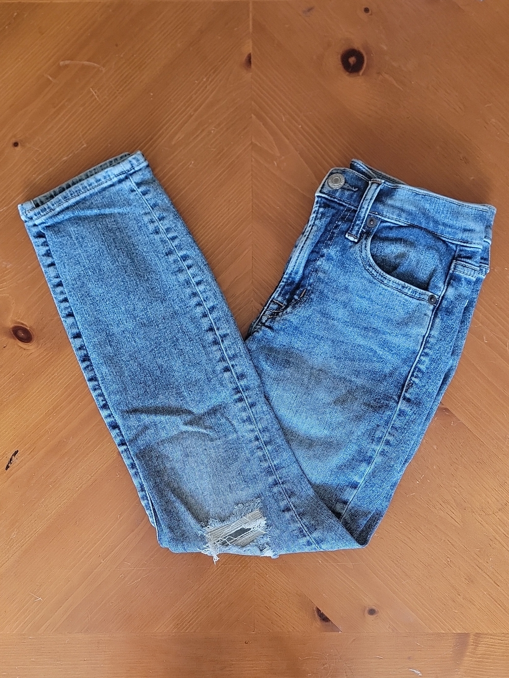 Gap True Skinny Ankle Mid Rise Distressed Jeans Medium Wash 24 00P